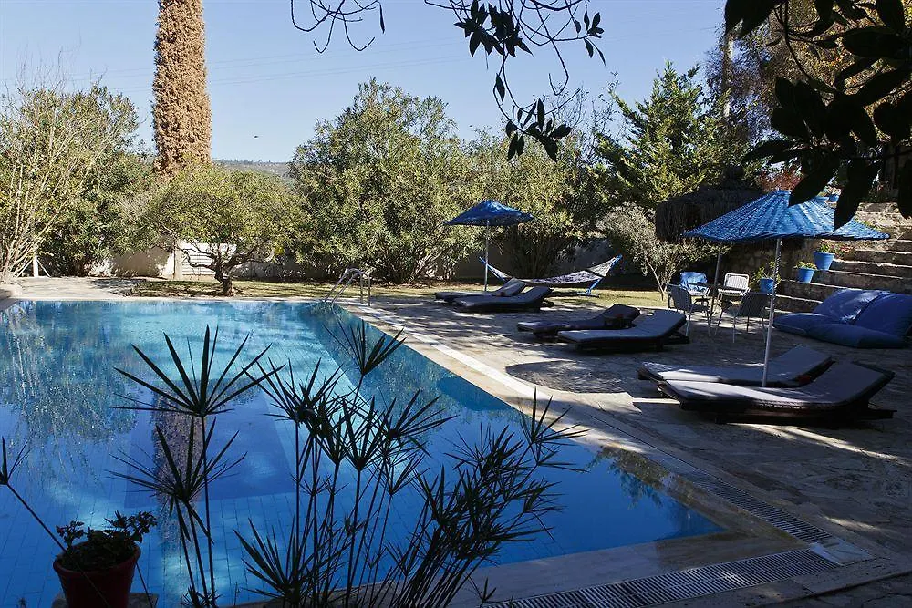 Bakkhos Guesthouse Kusadası