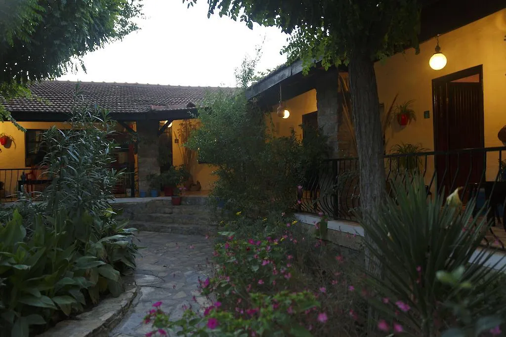 Pensjonat Bakkhos Guesthouse Kusadası