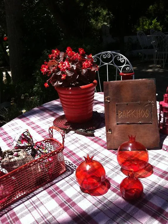 Bakkhos Guesthouse Kusadası
