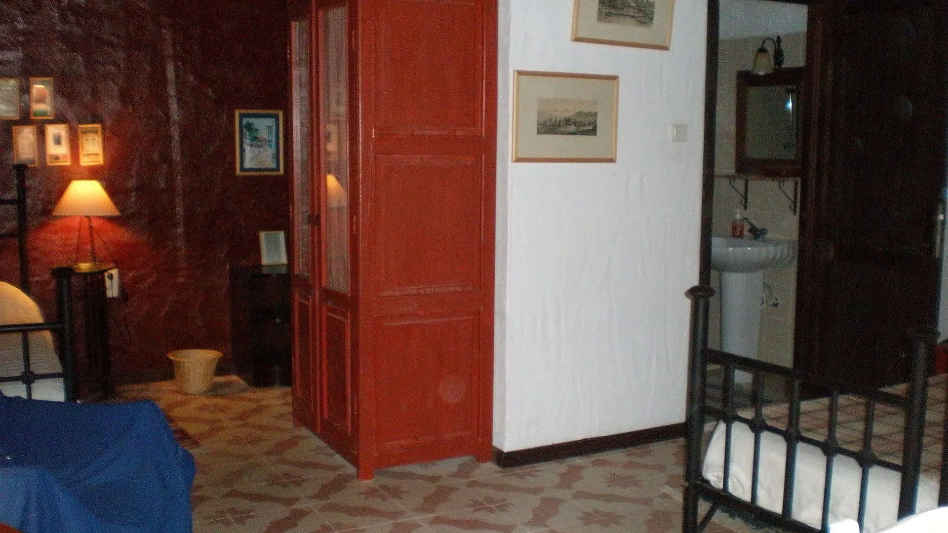 Bakkhos Guesthouse 쿠사다시 3*,