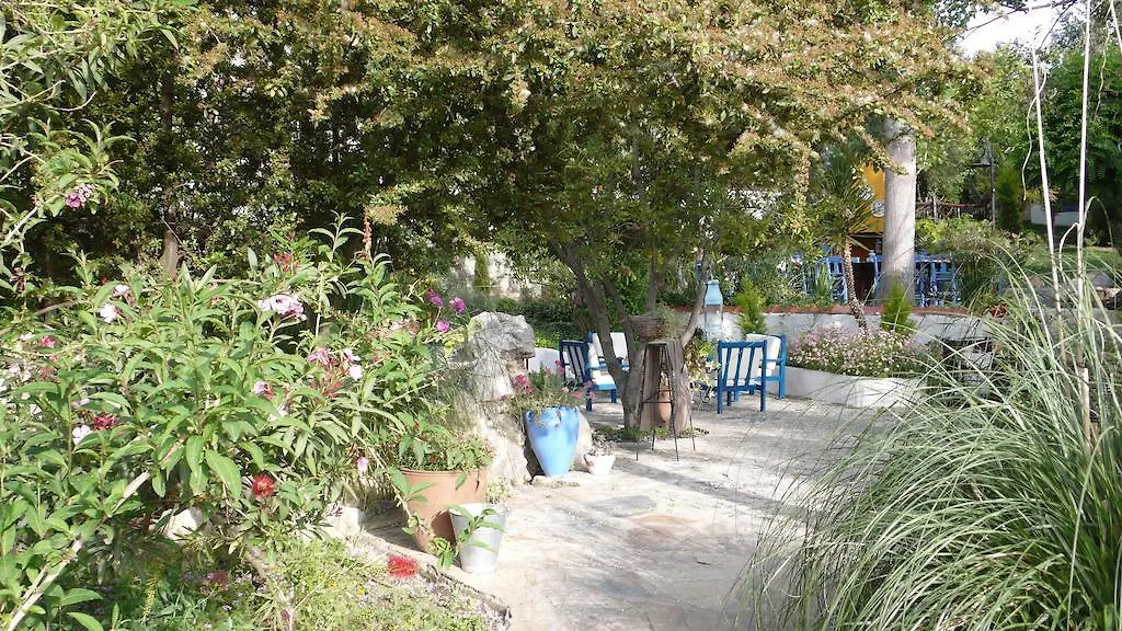 게스트하우스 Bakkhos Guesthouse 쿠사다시